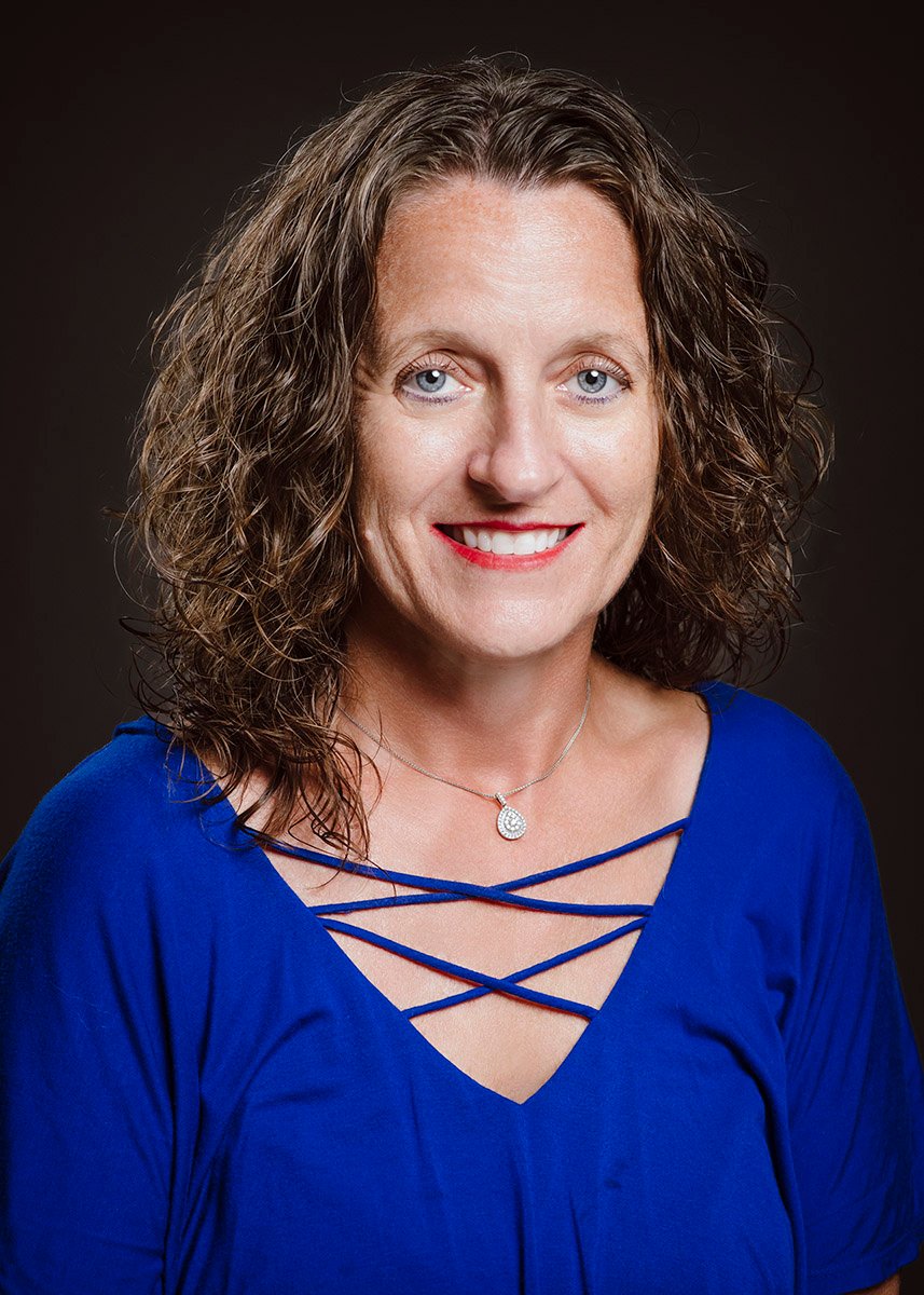 Headshot Corporate Female